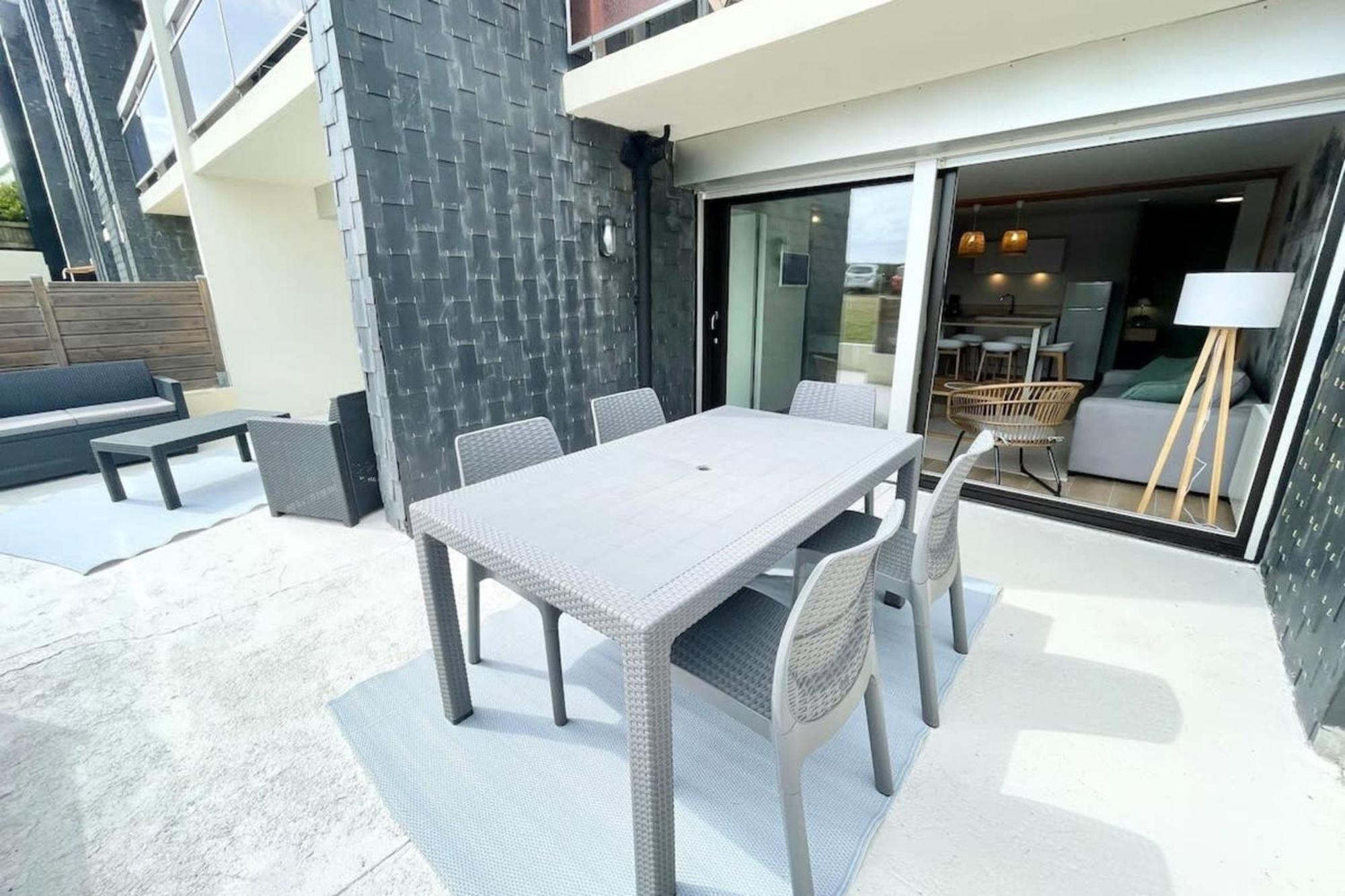 T3 Neuf Archi Cocooning - Terrasse - Face à la mer Ploemeur Esterno foto